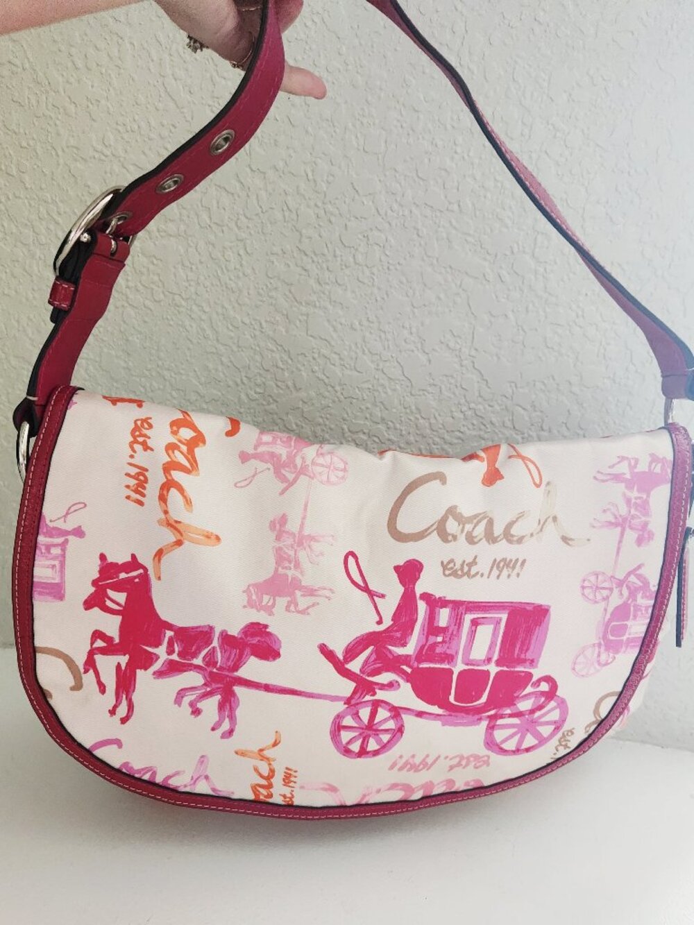Euc Rare Coach Horse & Carriage White & Pink Shoulder Bag
